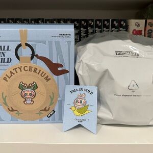 The Monsters Fall in Wild Series - Bucket Hat Mini Bag “CROTALARIA”